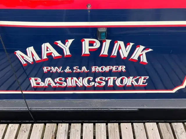 Pat Buckle Narrowboat