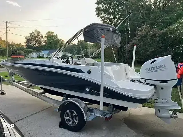 Hurricane SunDeck Sport SS 185 OB for sale in United States of America for $34,000