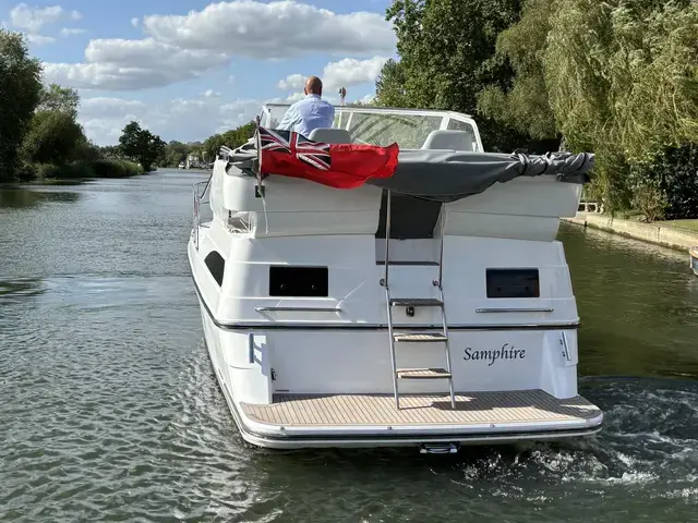 Haines 320 Aft Cabin