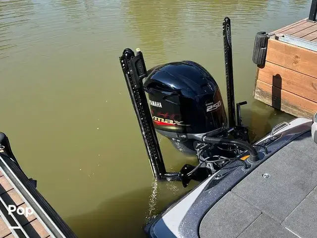 Skeeter FX21 LE