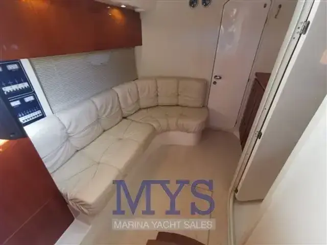 Pershing 37' Cabin