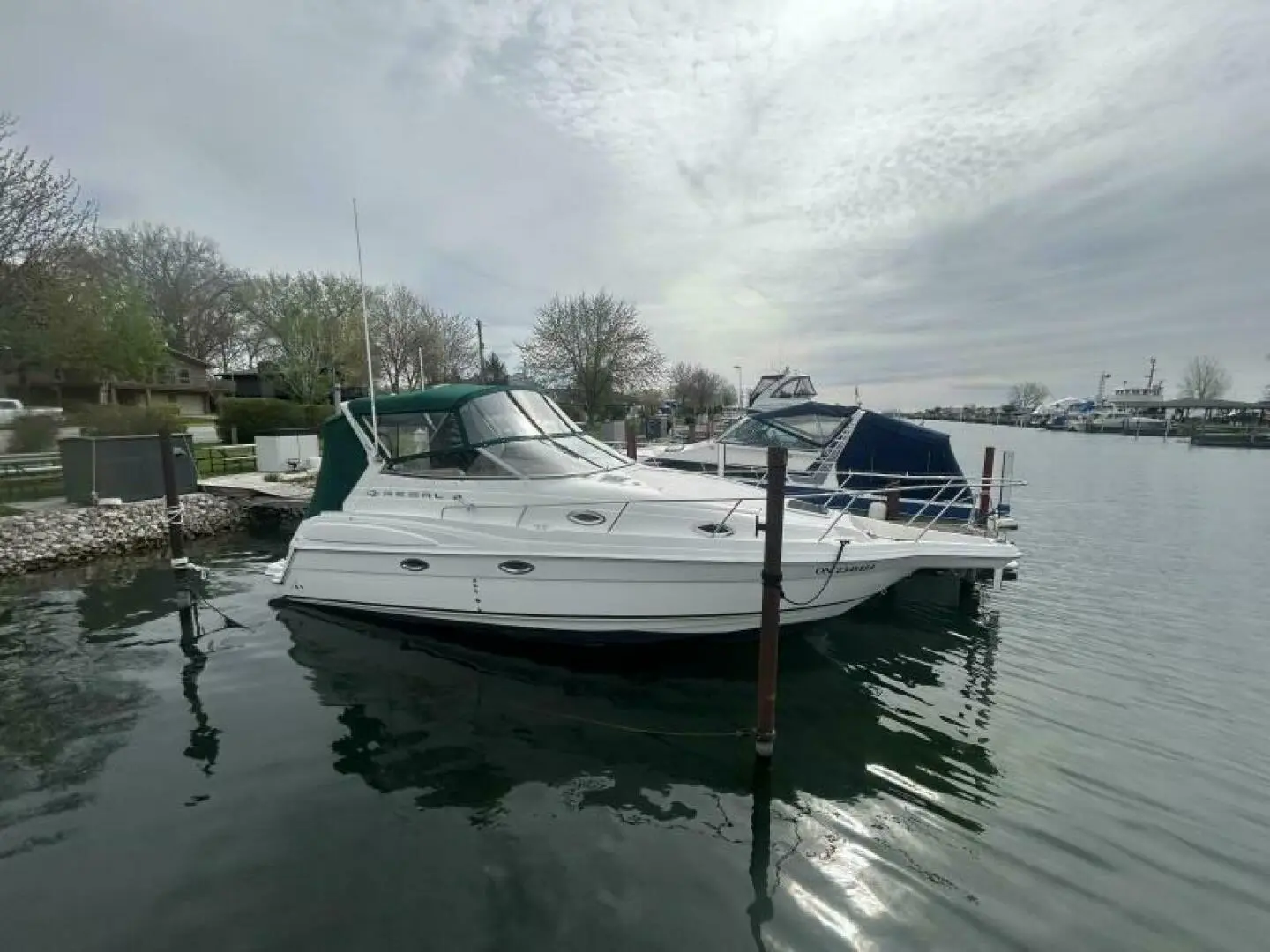 2003 Regal 2860 commodore