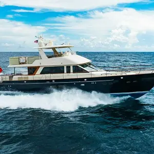 2018 Hunt Yachts Ocean 76