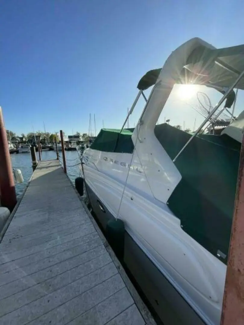 2003 Regal 2860 commodore