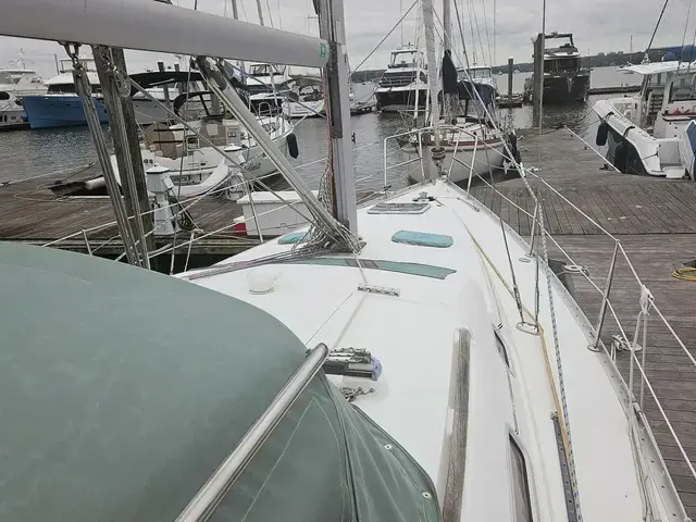 Beneteau Oceanis Clipper 343