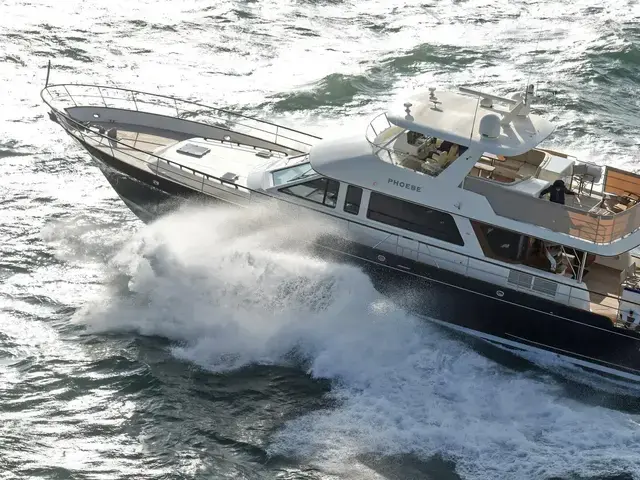 Hunt Yachts Ocean 76