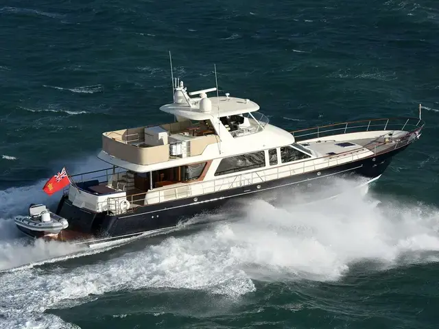 Hunt Yachts Ocean 76