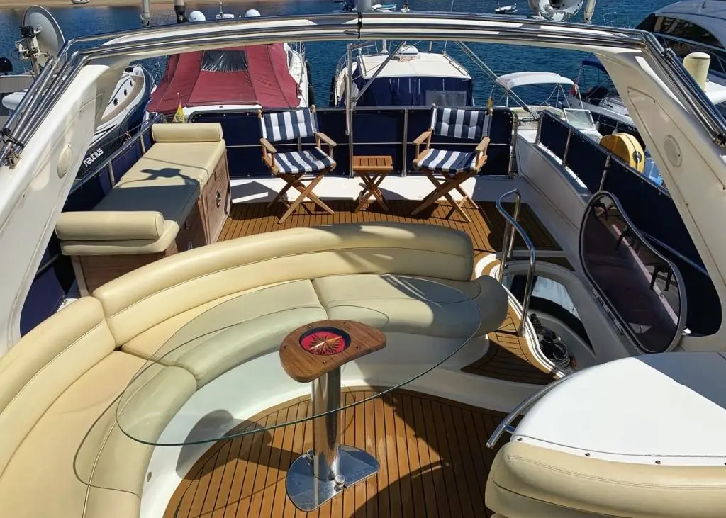 2003 Azimut 55