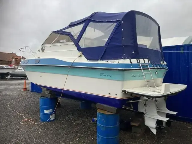 Fairline Sunfury 26 Cruiser - Boat