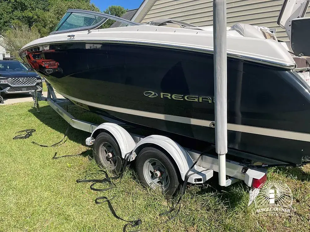 2016 Regal fasdeck 22