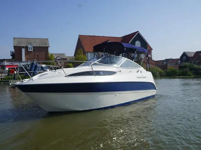 Bayliner 245