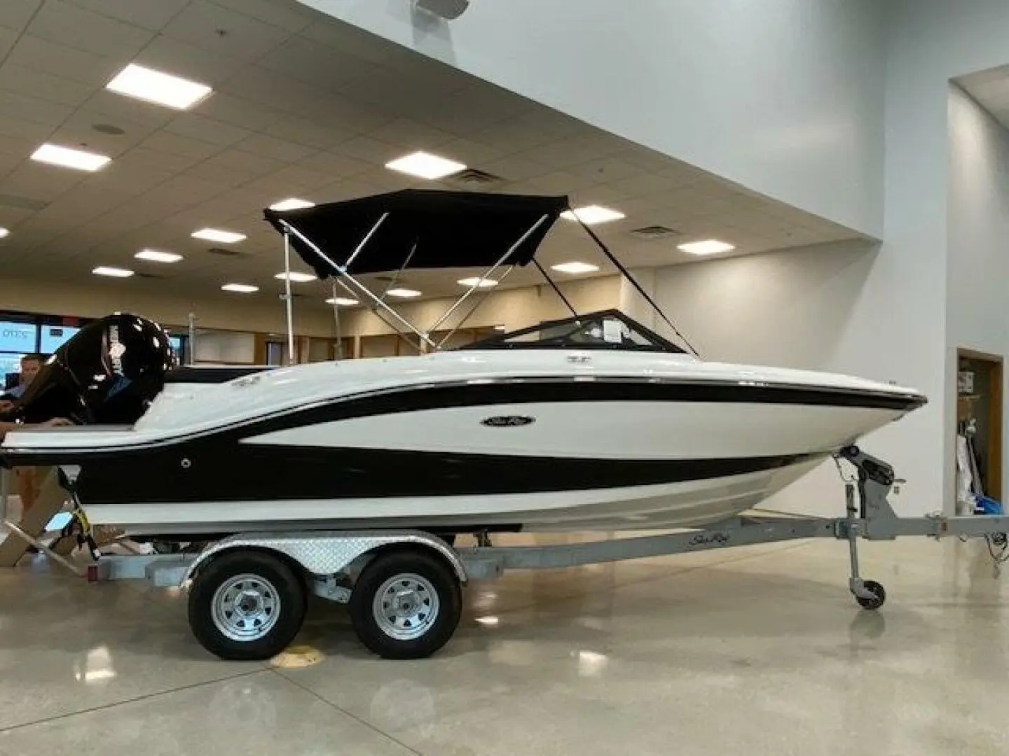 2021 Sea Ray 19sbx-ob