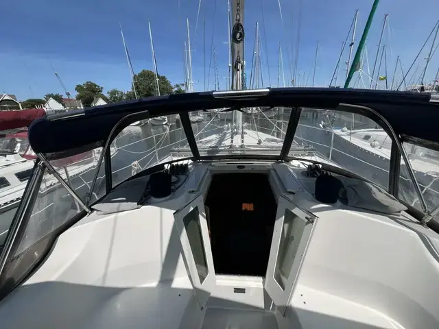 Catalina 350