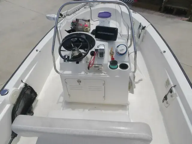 Boston Whaler 180 Dauntless