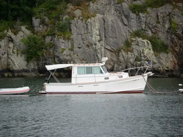 Cape Dory 28