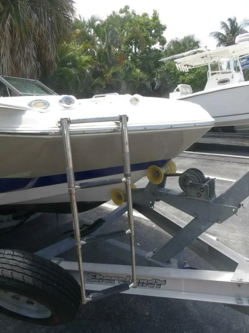 2017 Nauticstar 223dc sport deck