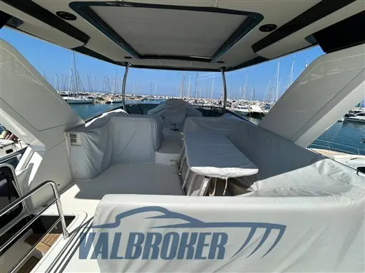 2021 Volvo Penta 52 navetta