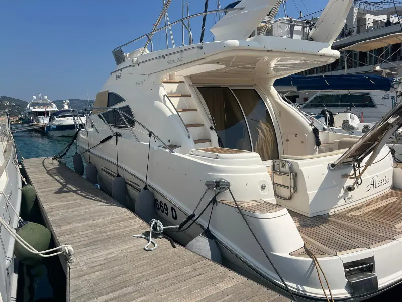 2009 Sealine f 425 flybridge