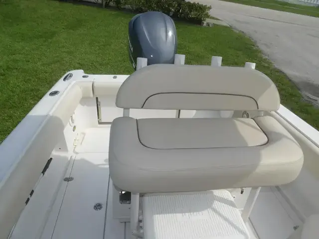 Chris-Craft Catalina 23