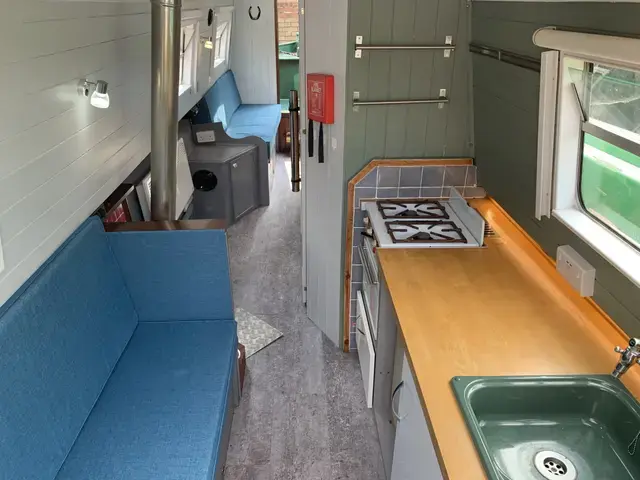 Springer Narrowboat