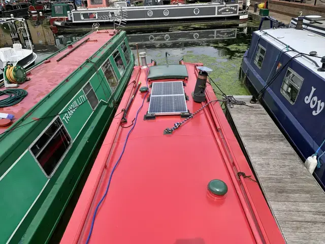 Springer Narrowboat