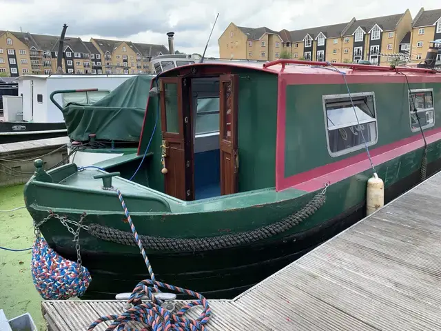 Springer Narrowboat