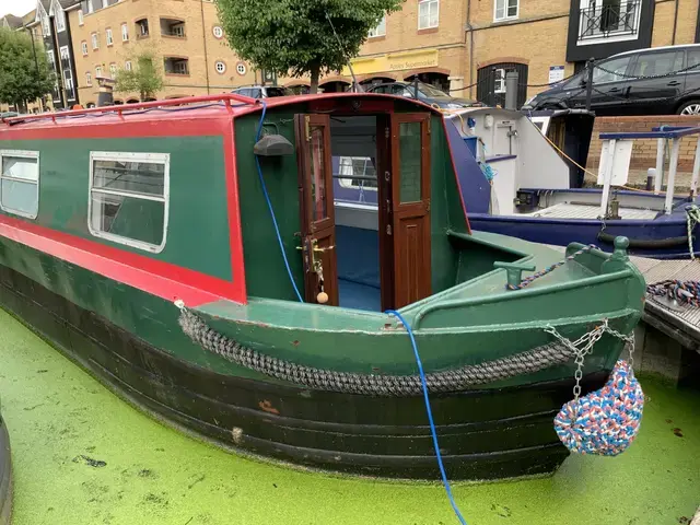 Springer Narrowboat