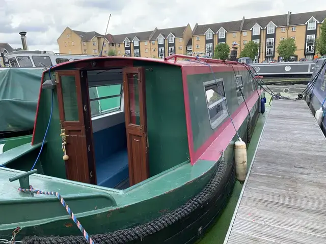 Springer Narrowboat