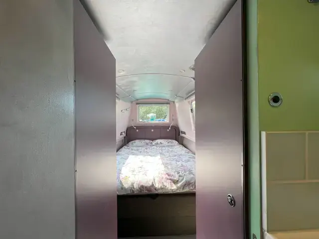 Colecraft 60' Semi Cruiser Hybrid Narrowboat