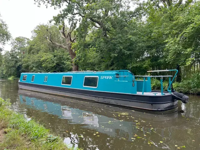 Colecraft 60' Semi Cruiser Hybrid Narrowboat