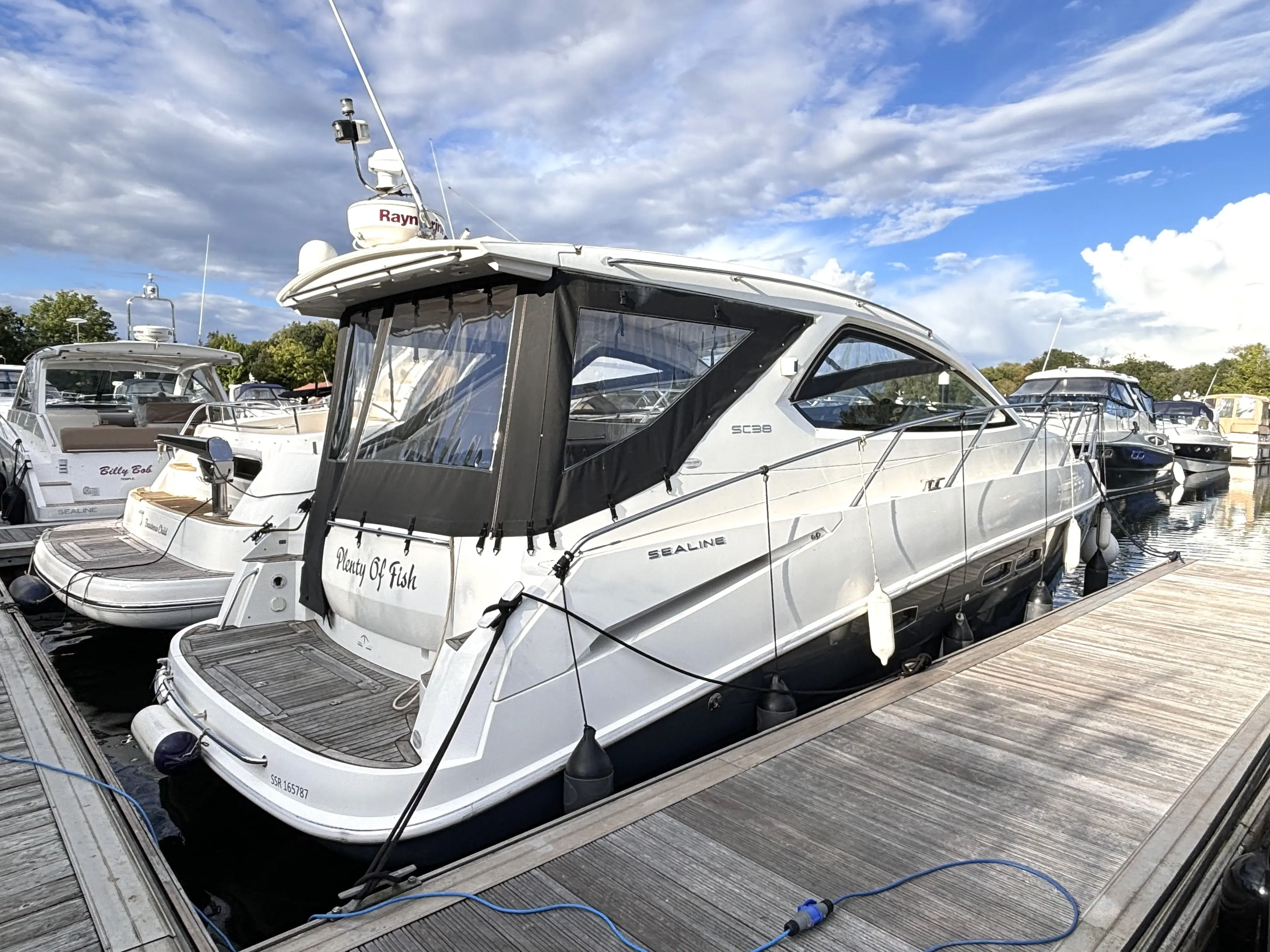 2008 Sealine sc 38