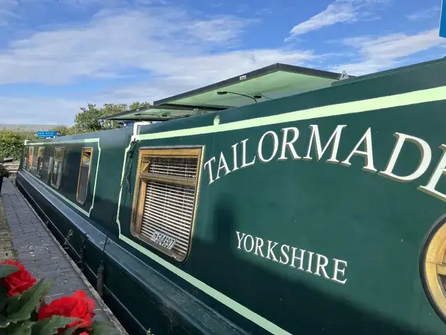 G&J Reeves Narrowboat