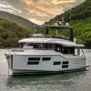 2025 Beneteau Grand Trawler