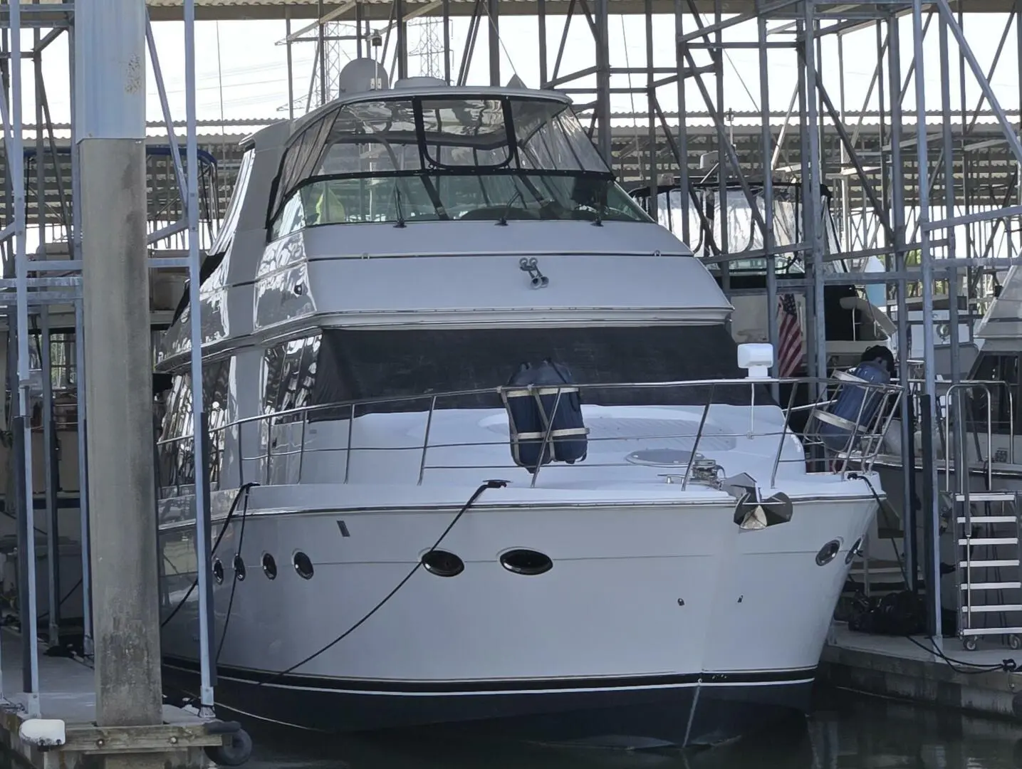 2003 Carver 570 voyager pilothouse