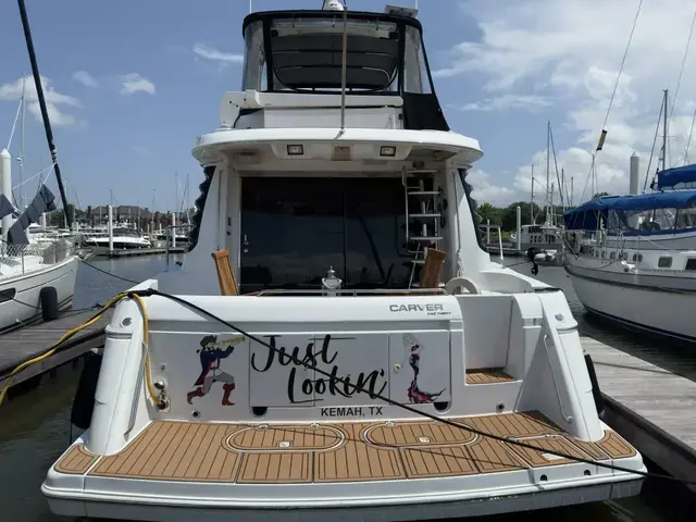 Carver 530 Voyager Pilothouse