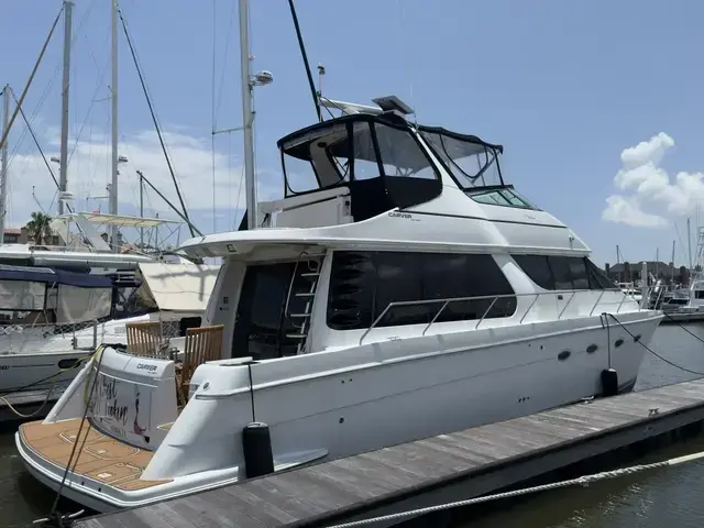 Carver 530 Voyager Pilothouse