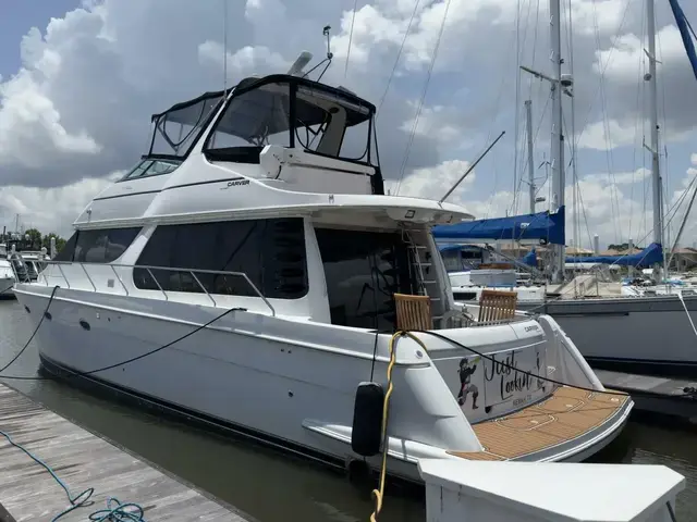 Carver 530 Voyager Pilothouse