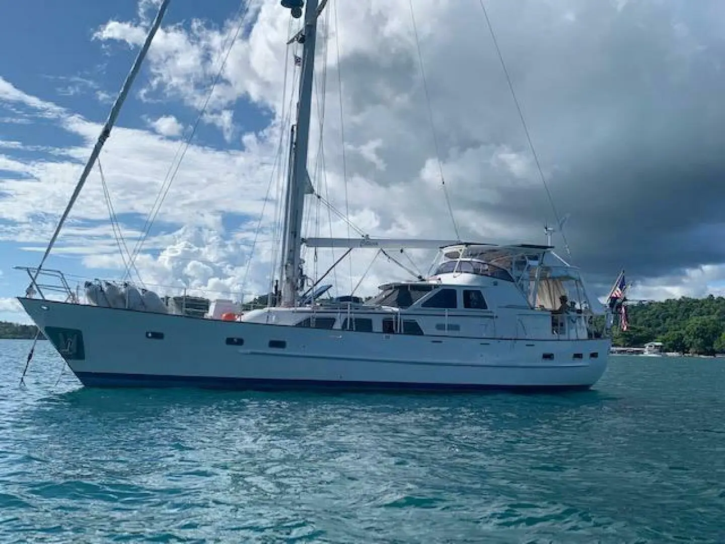 1990 Cheoy Lee motor sailor pilothouse