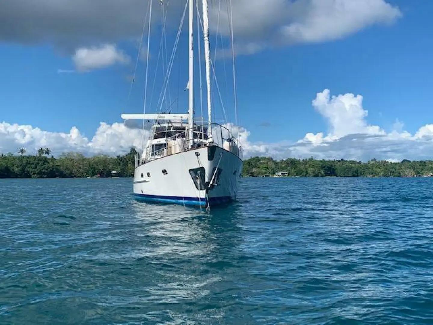 1990 Cheoy Lee motor sailor pilothouse