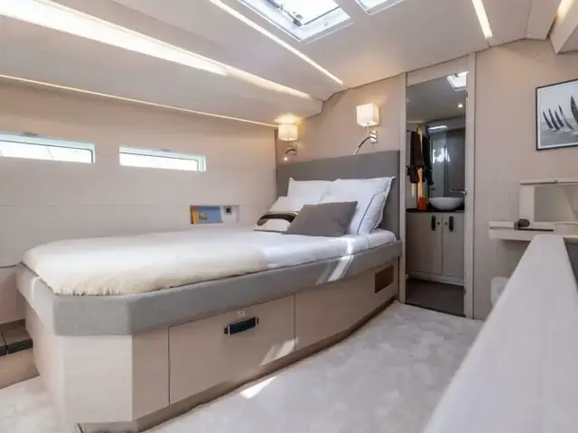 Jeanneau YACHTS 55