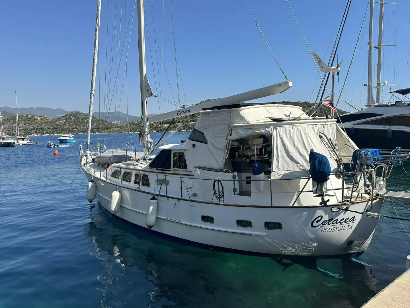 1990 Cheoy Lee motor sailor pilothouse