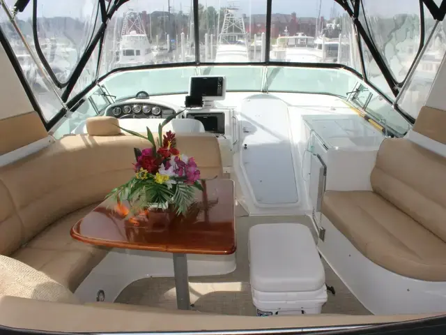 Carver 530 Voyager Pilothouse