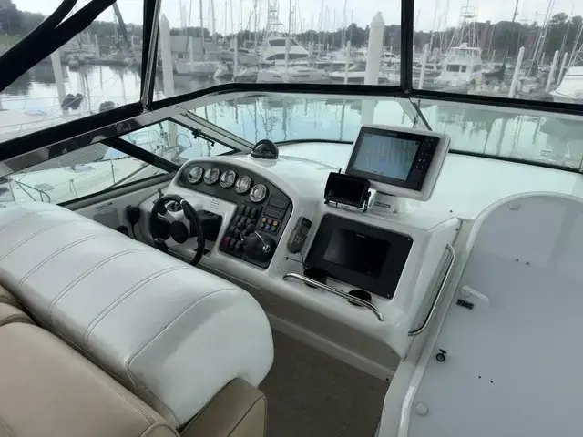 Carver 530 Voyager Pilothouse