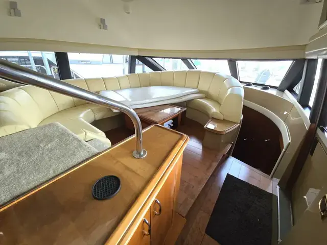 Carver 570 Voyager SL