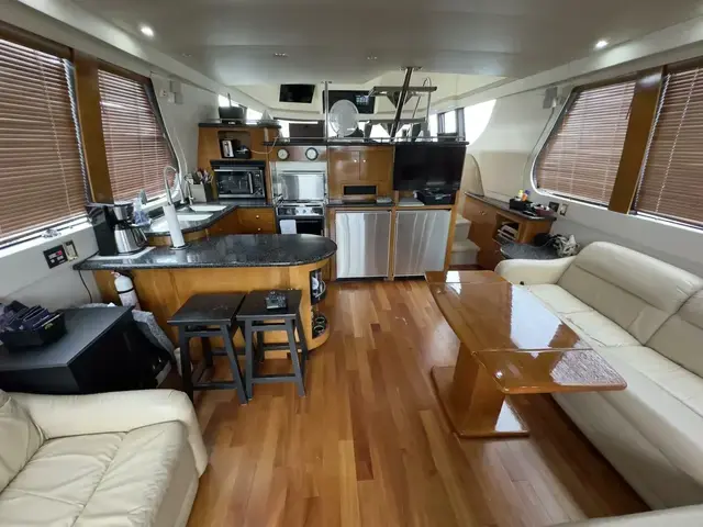 Carver 530 Voyager Pilothouse