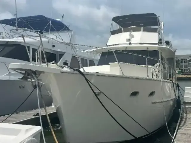 Hatteras Motor Yacht