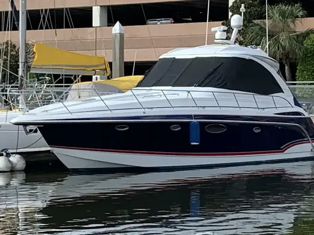 Formula Motor Yacht