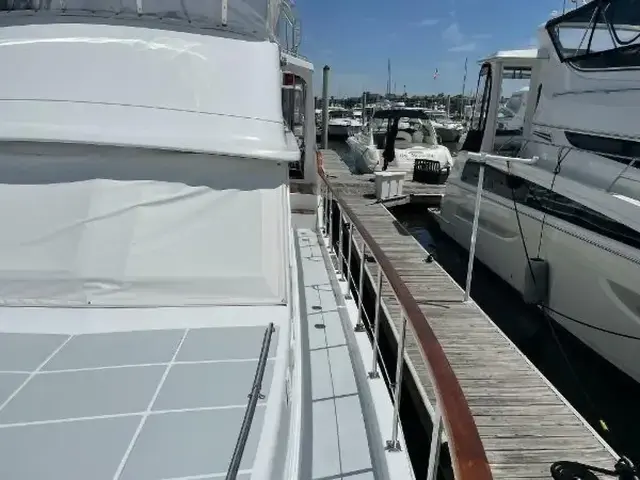 Bestway Cockpit Motor Yacht