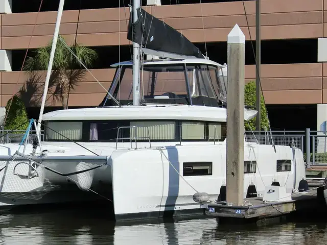 Lagoon 48