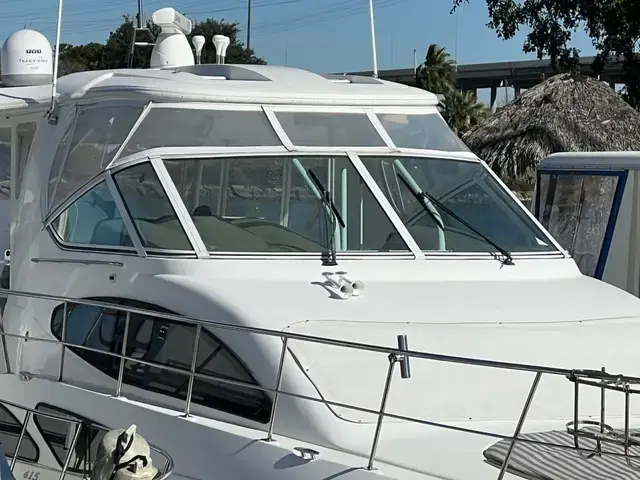 Cruisers Yachts 415 MY